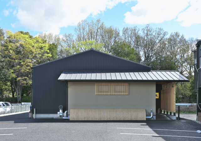 素材と佇まいにこだわった外観デザイン